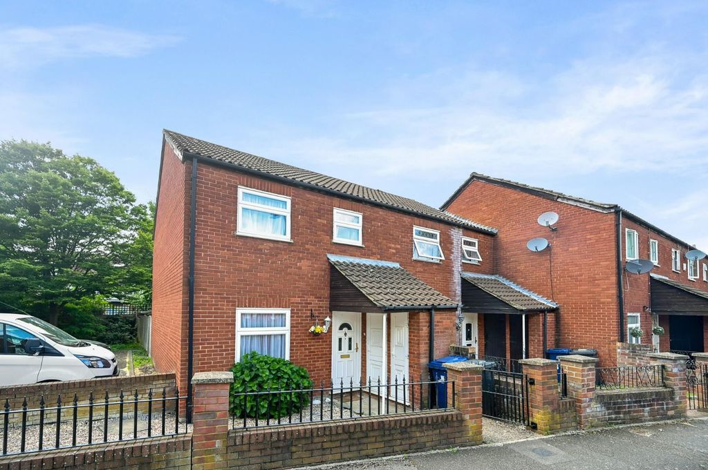 Property photo 1 of 12 3.Jpg