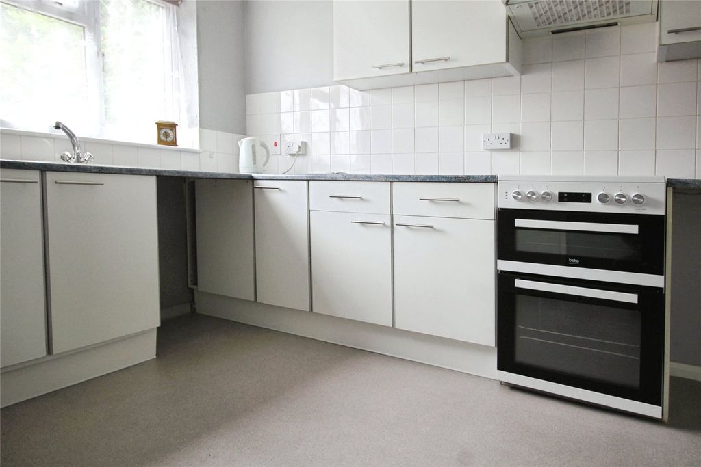Property photo 3 of 22 Picture No. 03