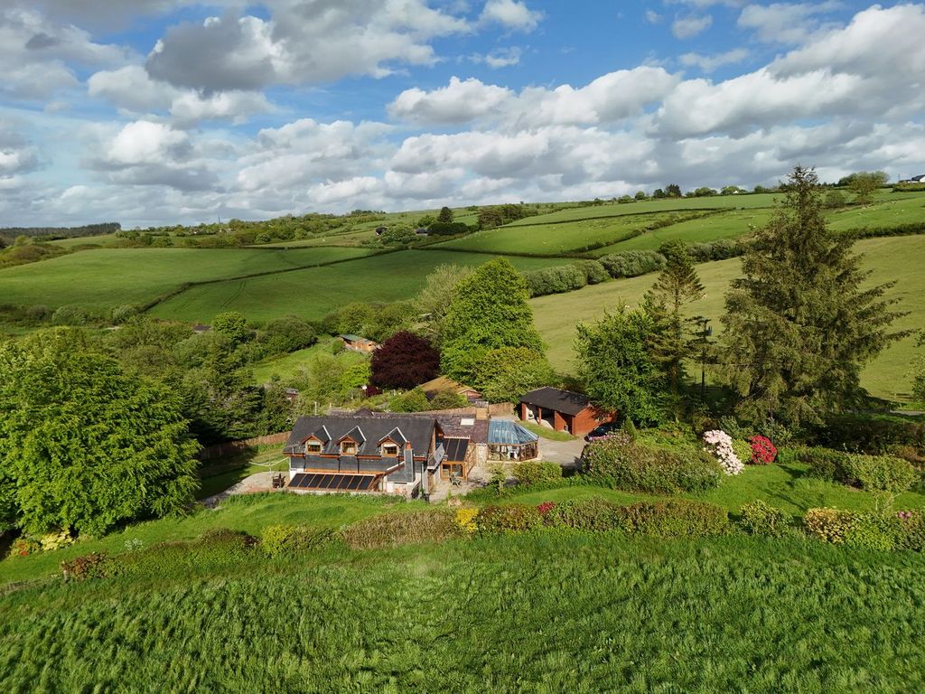 4 bed farm for saleRhydargaeau, Carmarthen SA32