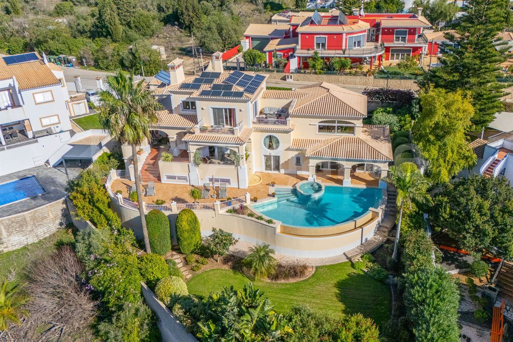 Property photo 1 of 62 Luxury | Exquisite T4+1 Villa With Ocean Perspectives In Montinhos Da Luz For Sale – Lagos