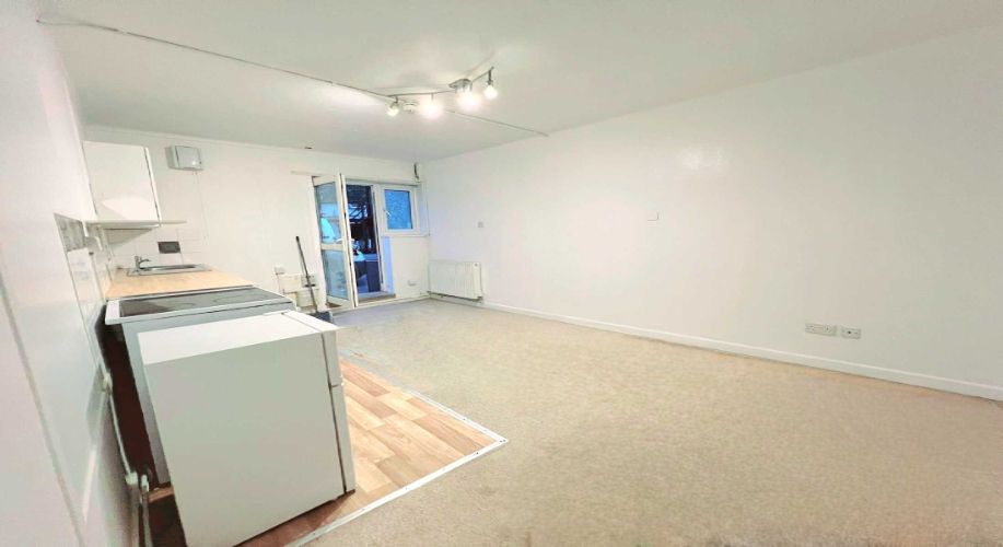 Property photo 3 of 6 Property