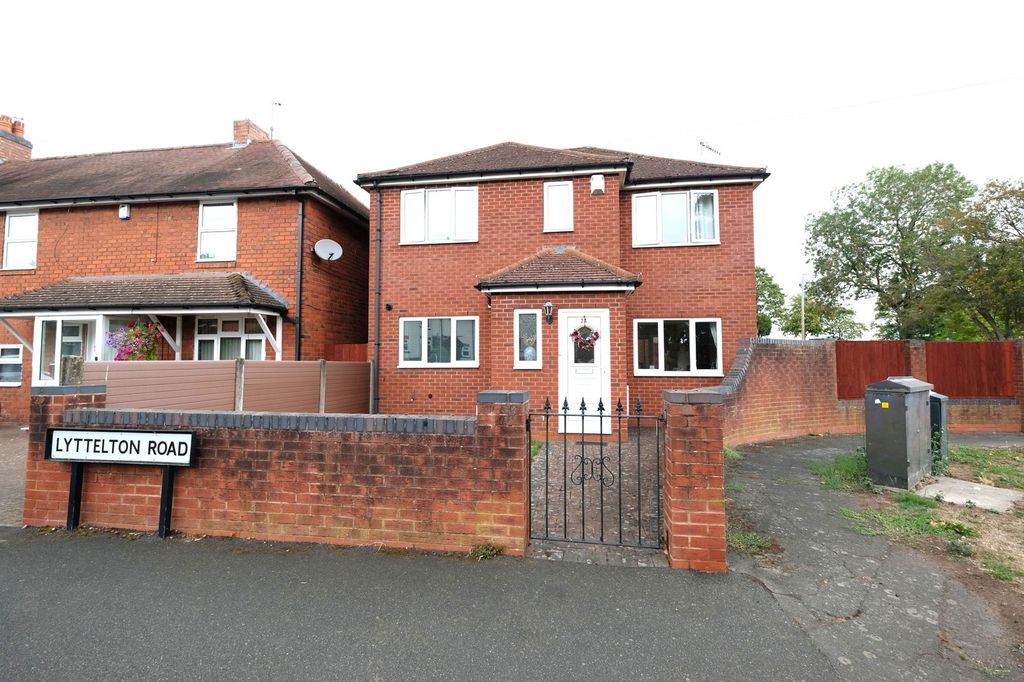 Property photo 1 of 31