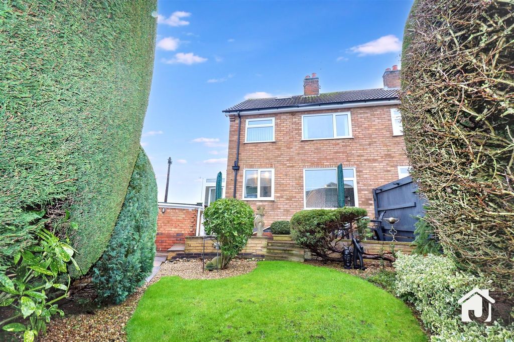 Property photo 2 of 30 Img_8879.Jpg