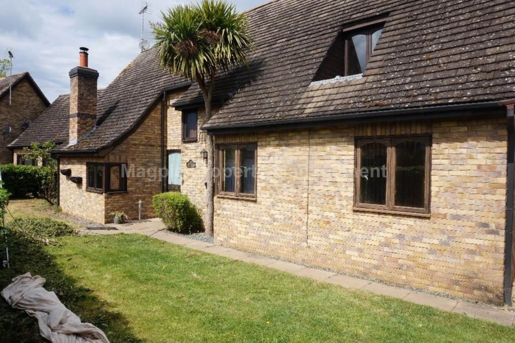 Property photo 1 of 11