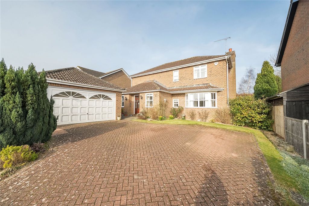 Property photo 1 of 19 Picture No. 13