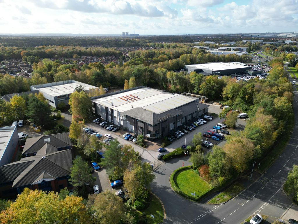 Property photo 3 of 11 Front Cover .Jpg