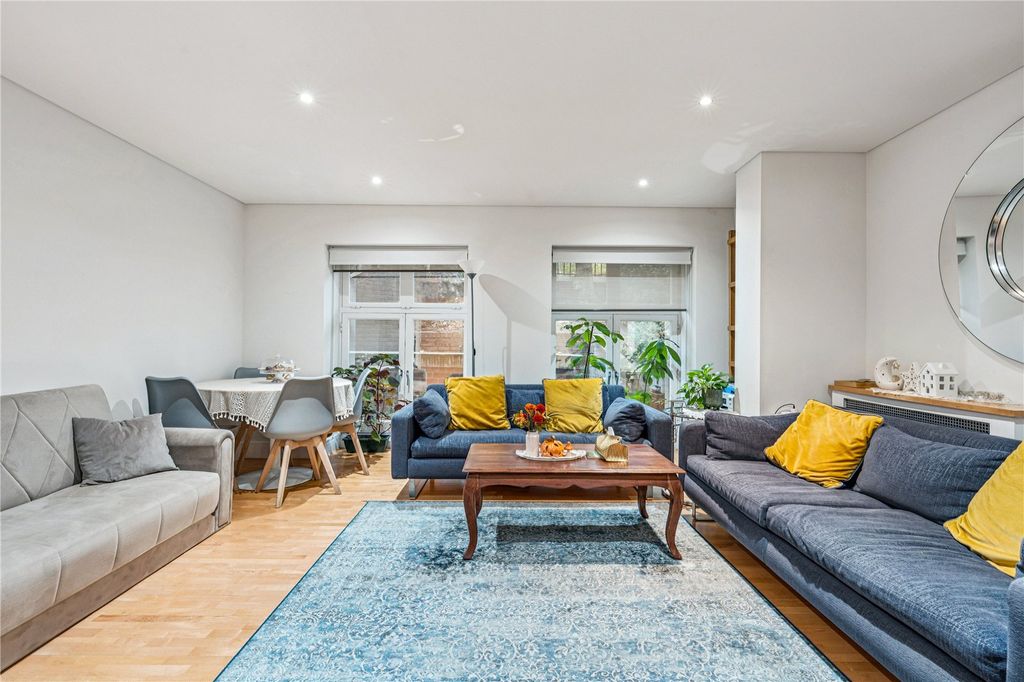 Property photo 3 of 16 Reception Room