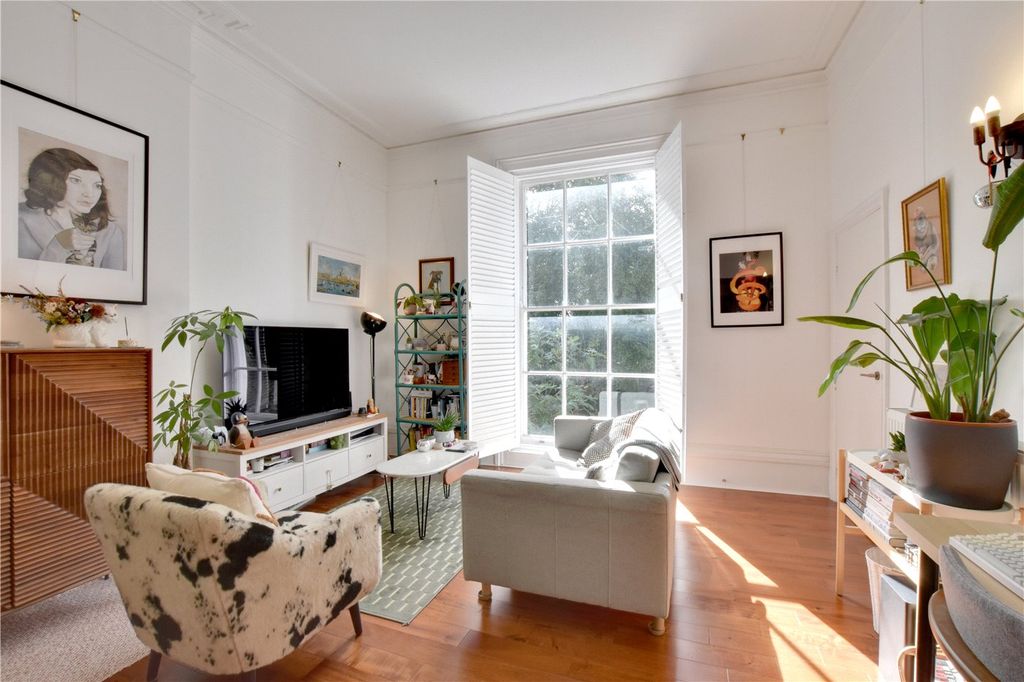 Property photo 1 of 13 Picture No. 11