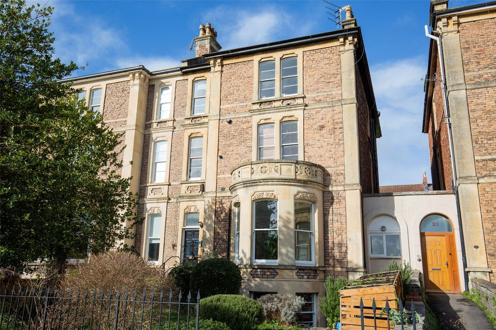 Property photo 1 of 8 Picture No. 09