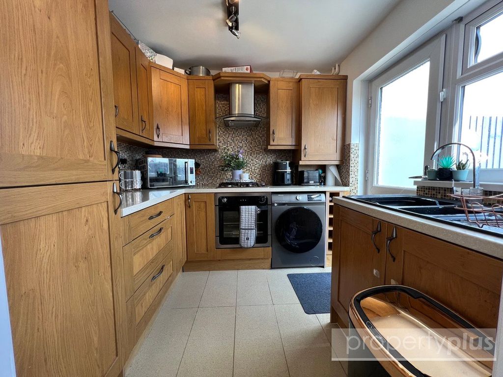 Property photo 3 of 21 Picture No. 19