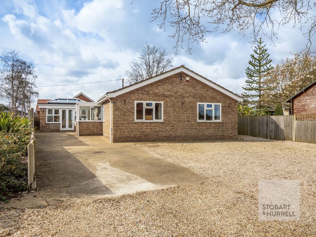 Property photo 2 of 18 Front