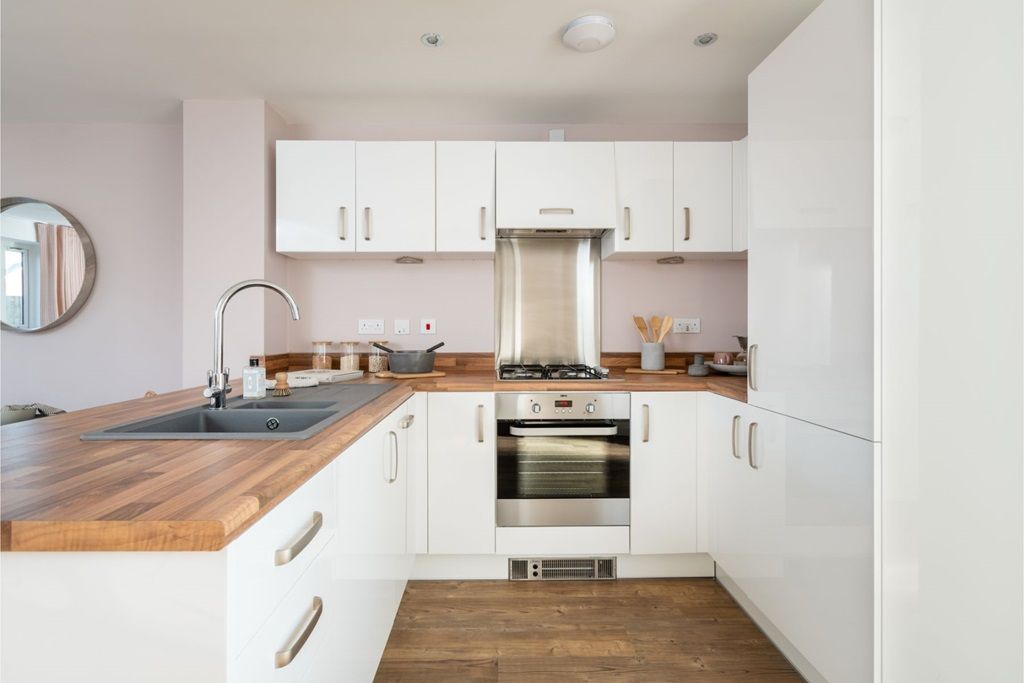 Property photo 3 of 9 Fitted Kitchen With Ample Storage And Worktops