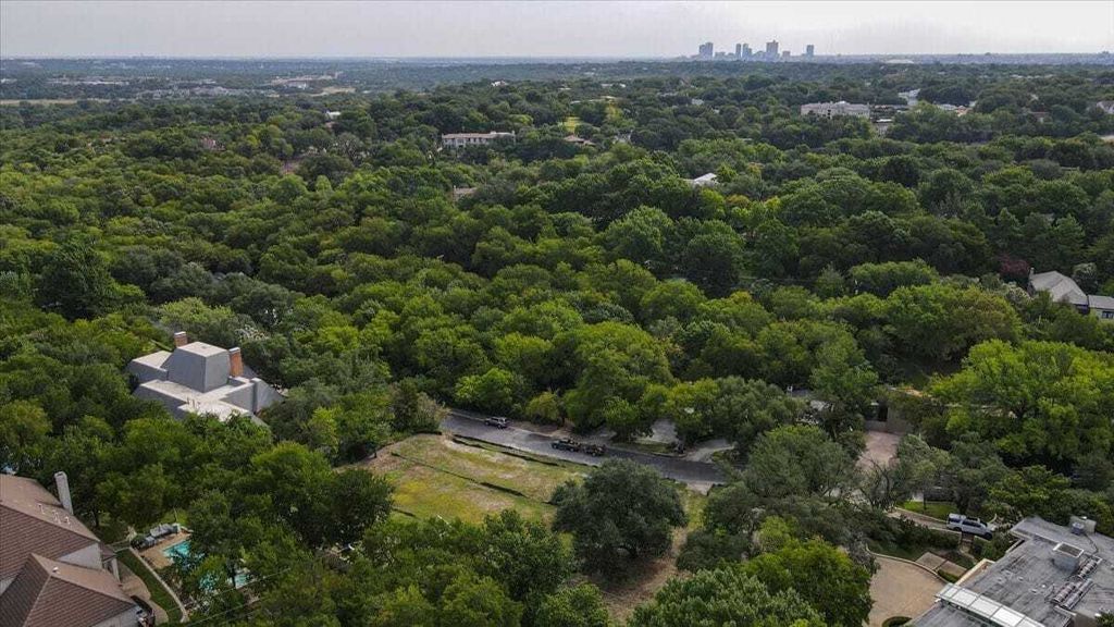 Property photo 2 of 5 <Alttext/>