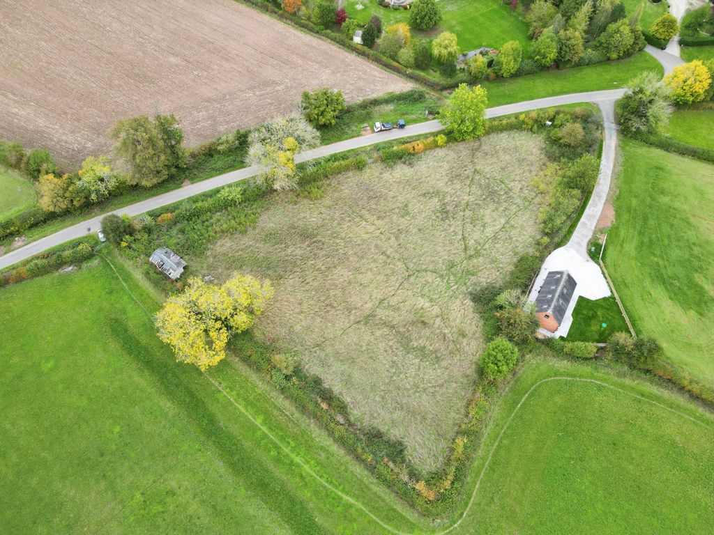 Property photo 1 of 5