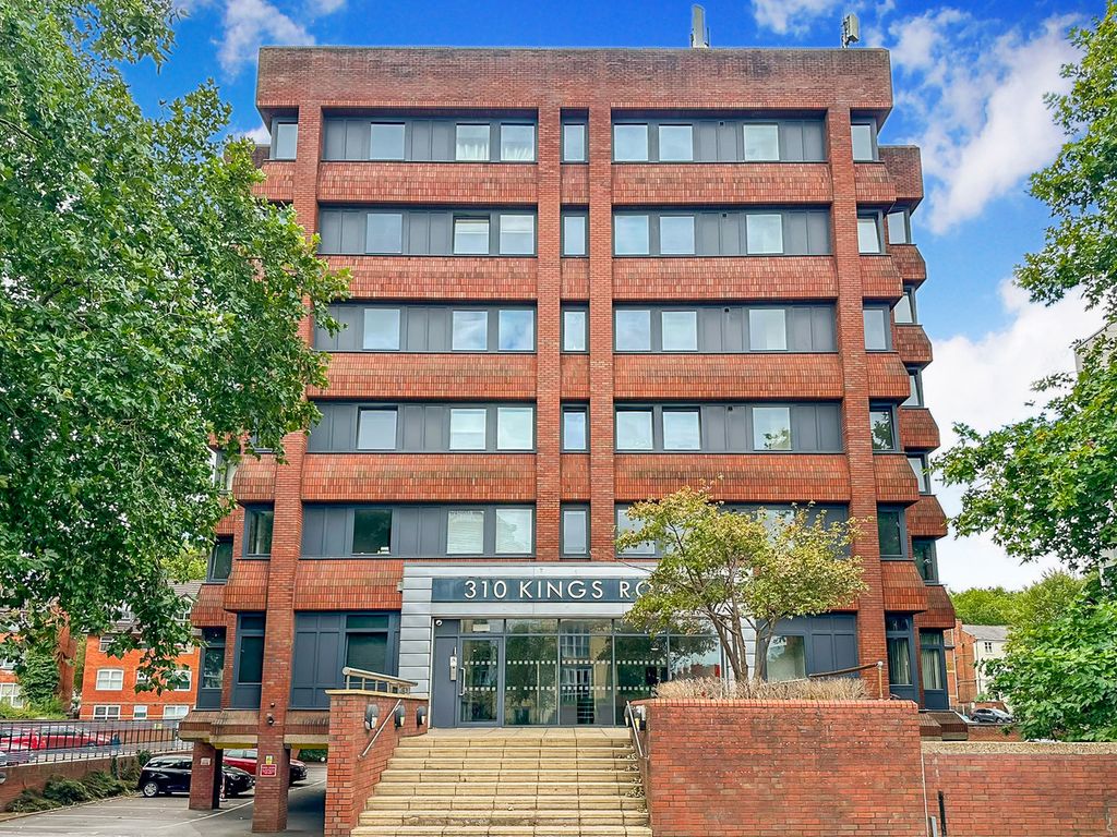 Property photo 1 of 6