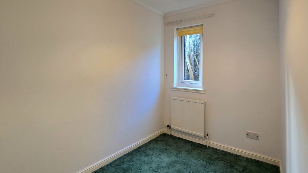 Additional image 5 of 3 bed flat to rentRiverside Gardens, Busby G76