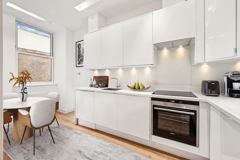 Property photo 3 of 13 Picture 4