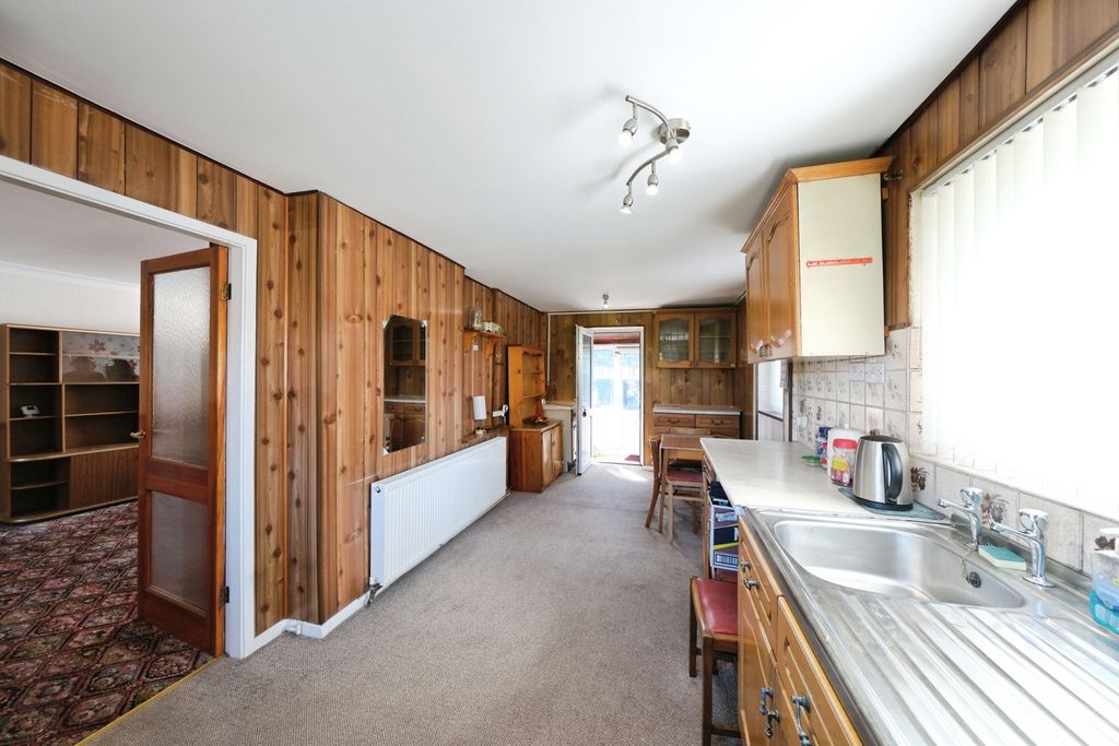 Property photo 2 of 14 Pbox-Img.Jpg