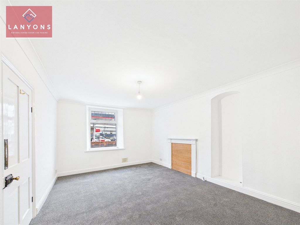 Property photo 3 of 12 Picture No. 40