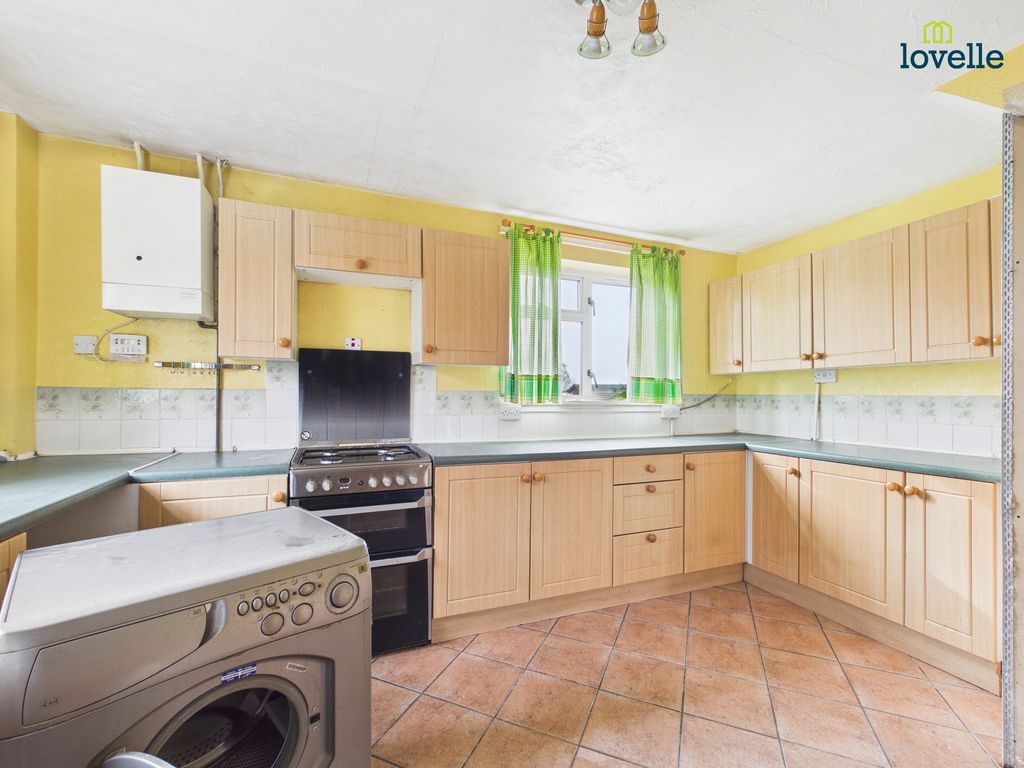 Property photo 3 of 19