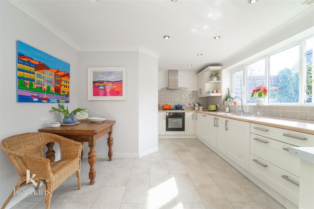 Property photo 3 of 32 Kitchen.Jpg