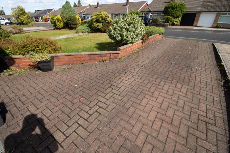 Property photo 2 of 15 Front Garden/Driveway