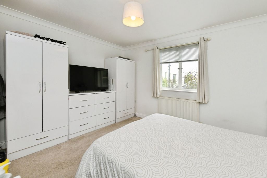 Property photo 3 of 11 Pbox-Img.Jpg