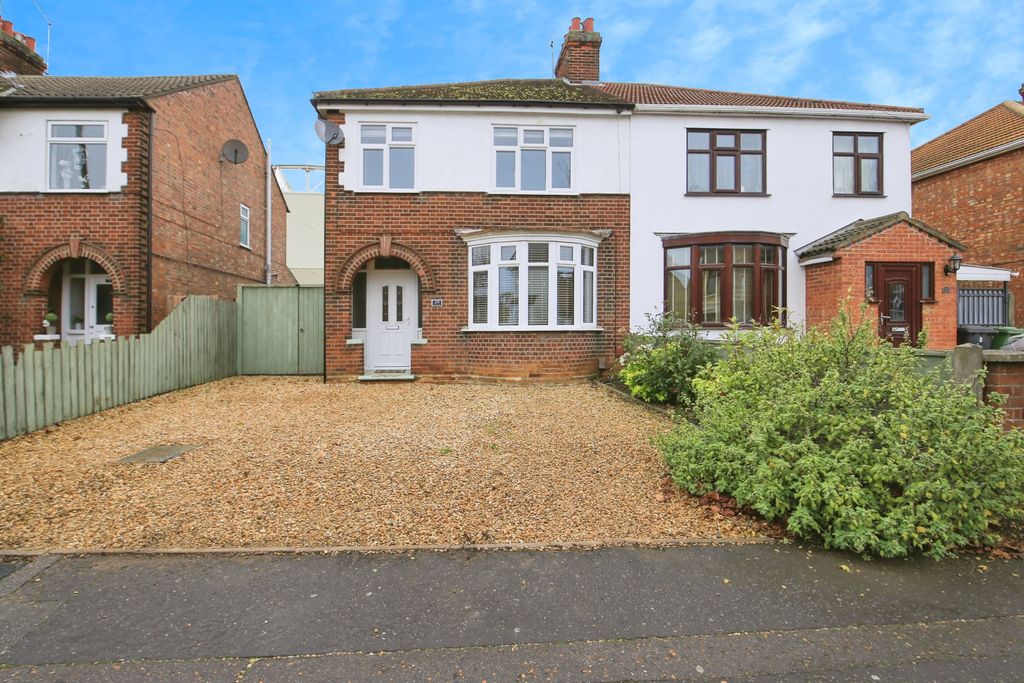 Property photo 2 of 19 Front