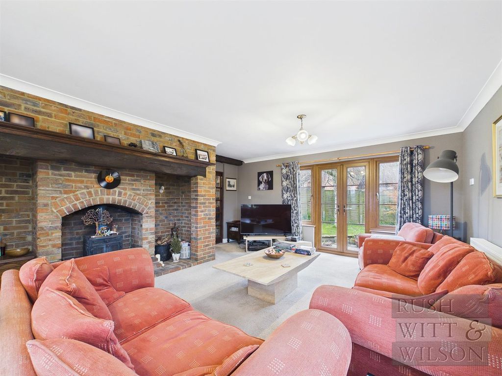 Property photo 3 of 38