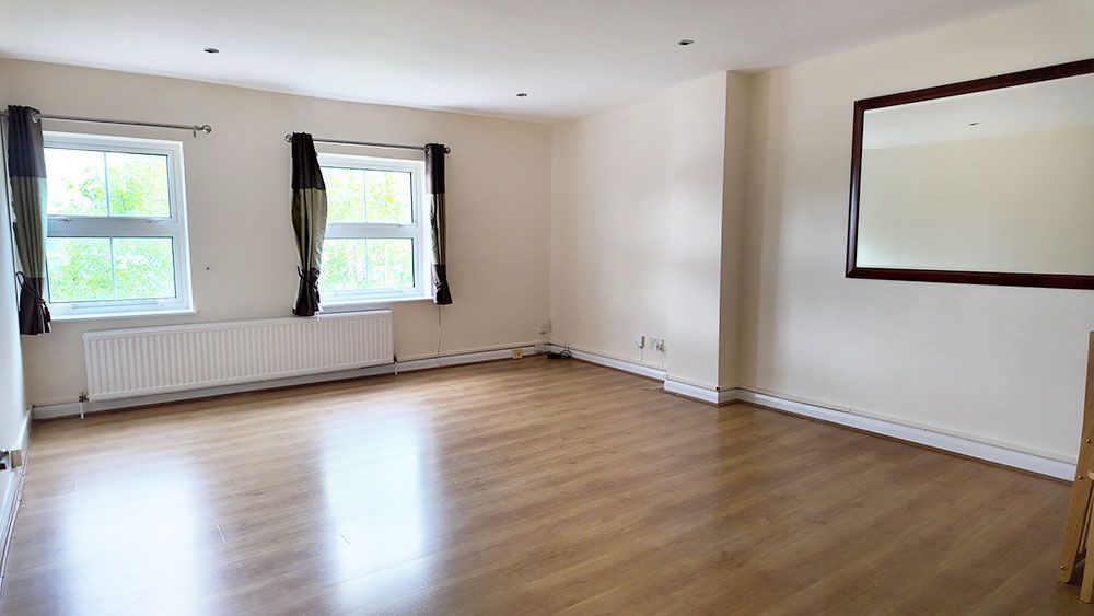 Property photo 3 of 26