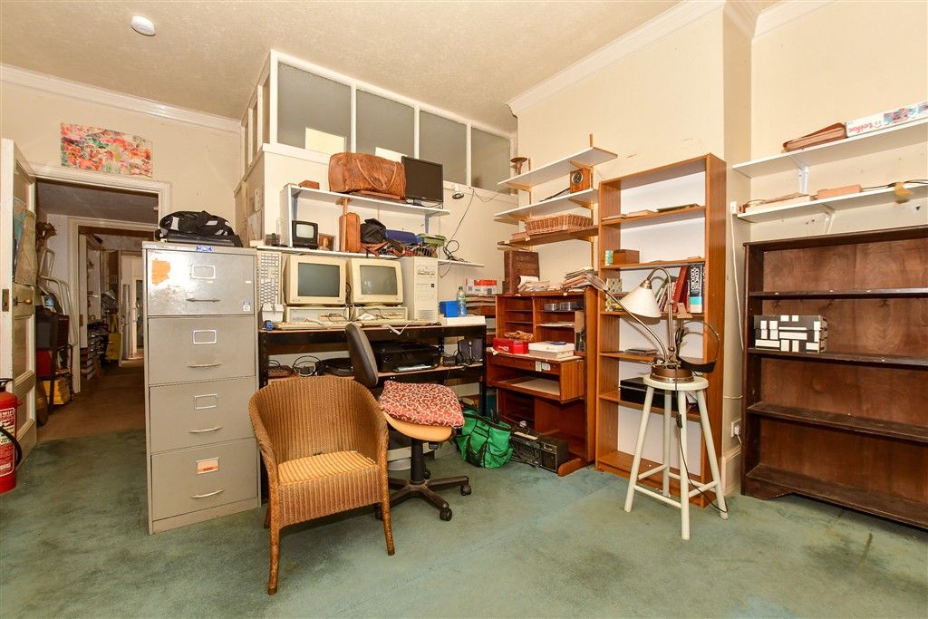 Property photo 1 of 10 Sitting Room