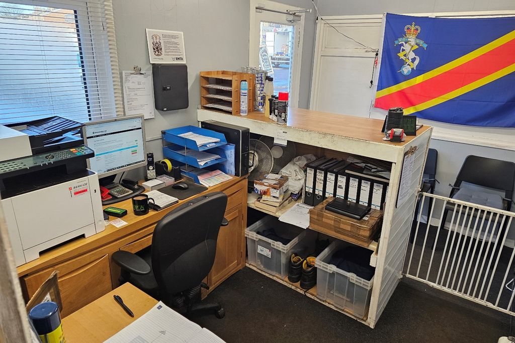 Property photo 3 of 7