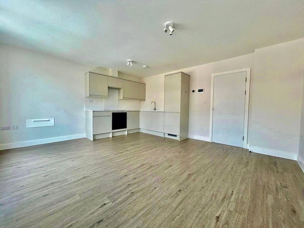 Property photo 1 of 7 Picture No. 04