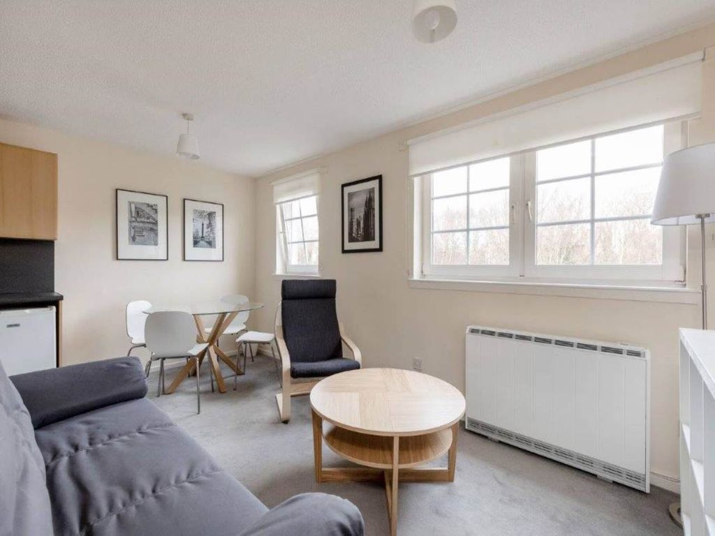 Property photo 2 of 11 52088_Grandfield_002