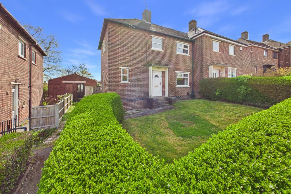 Property photo 1 of 16 Front External