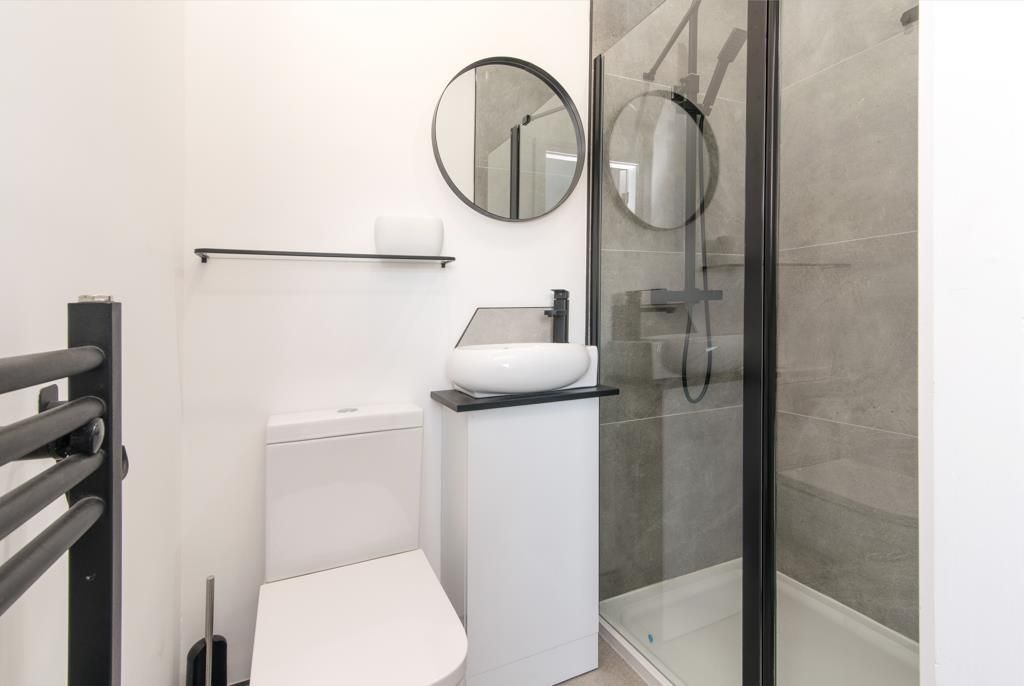 Property photo 3 of 19 17 Elm av H Res (31 Of 35).Jpg