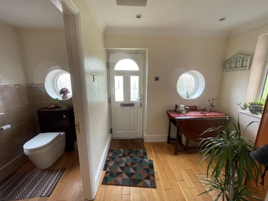 Property photo 2 of 34