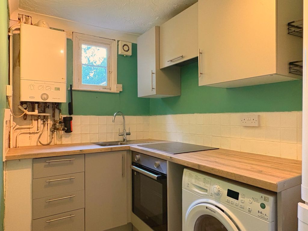 Property photo 3 of 13 4998333