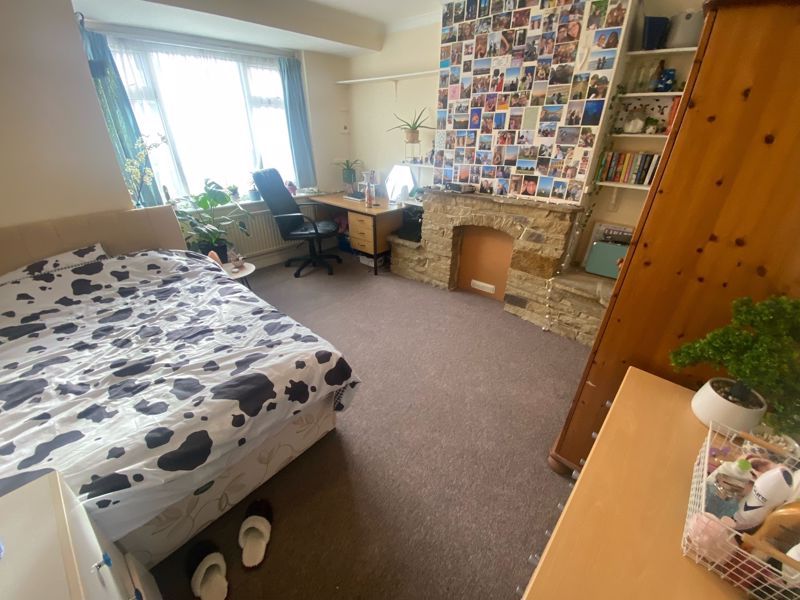 Property photo 2 of 12 Photo 2