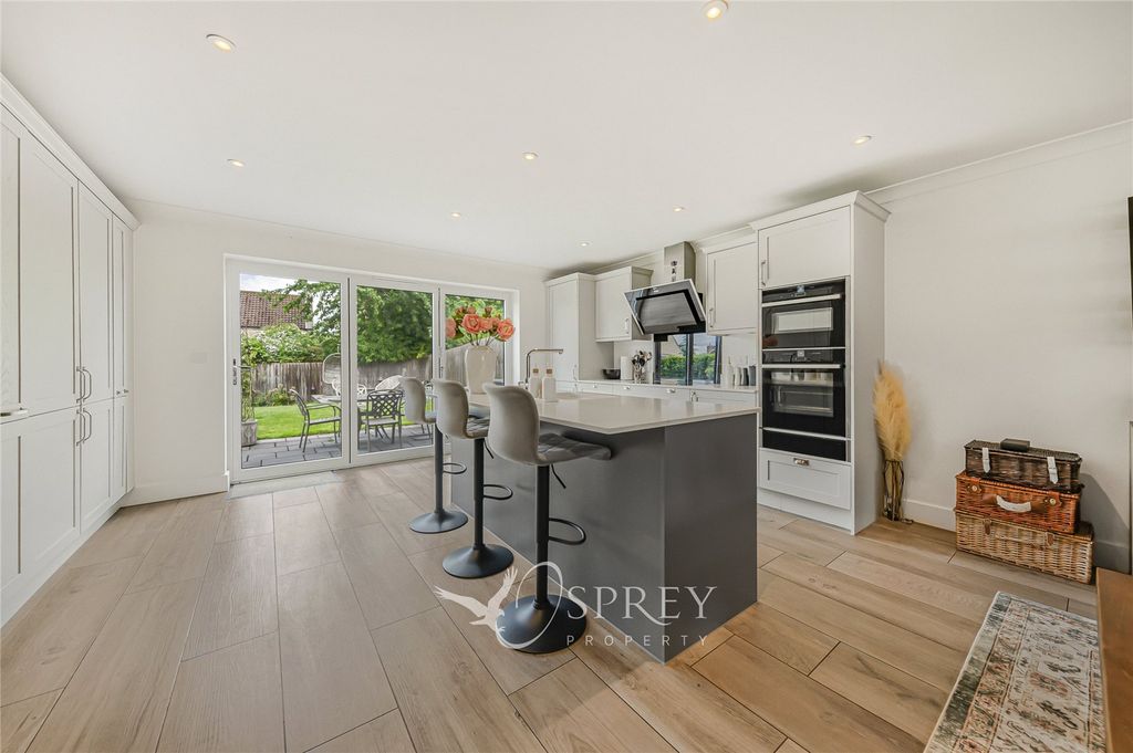 Property photo 3 of 19 Kitchen/Diner