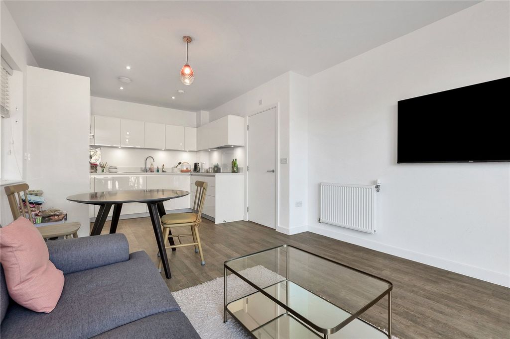 Property photo 3 of 11 Picture No. 06