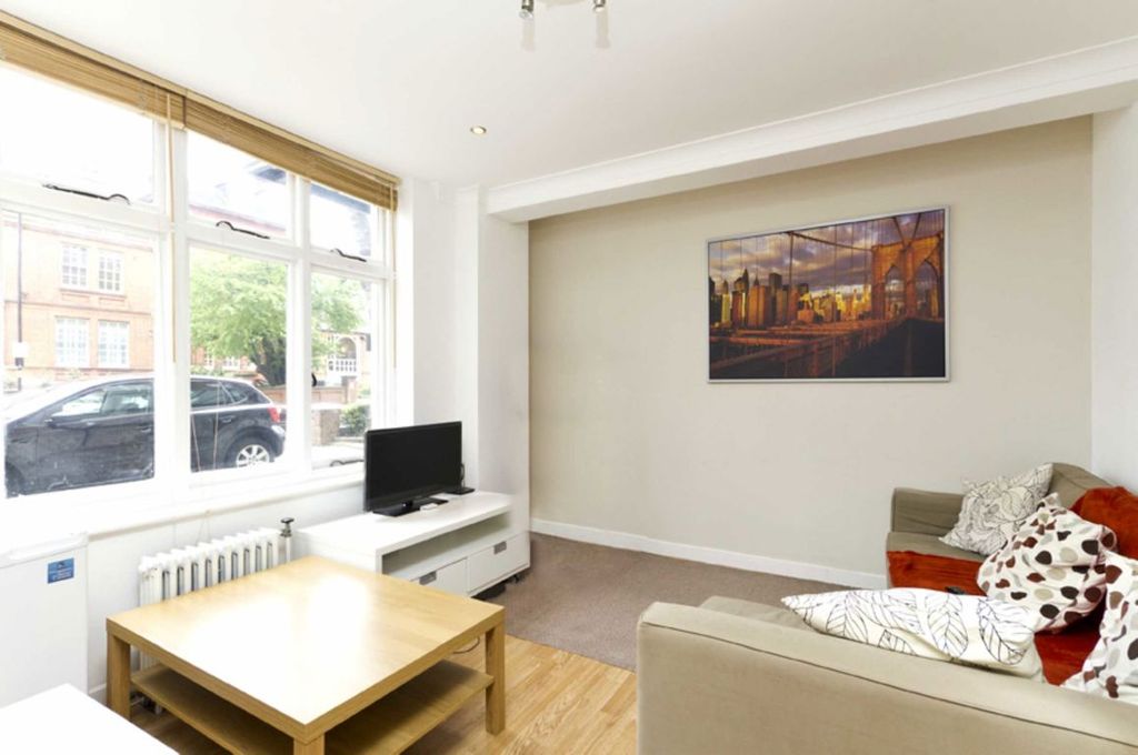 Property photo 1 of 3
