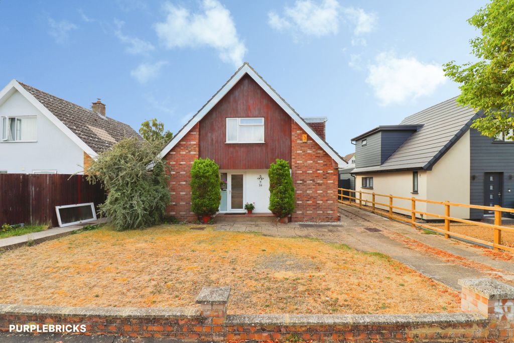 Property photo 3 of 37