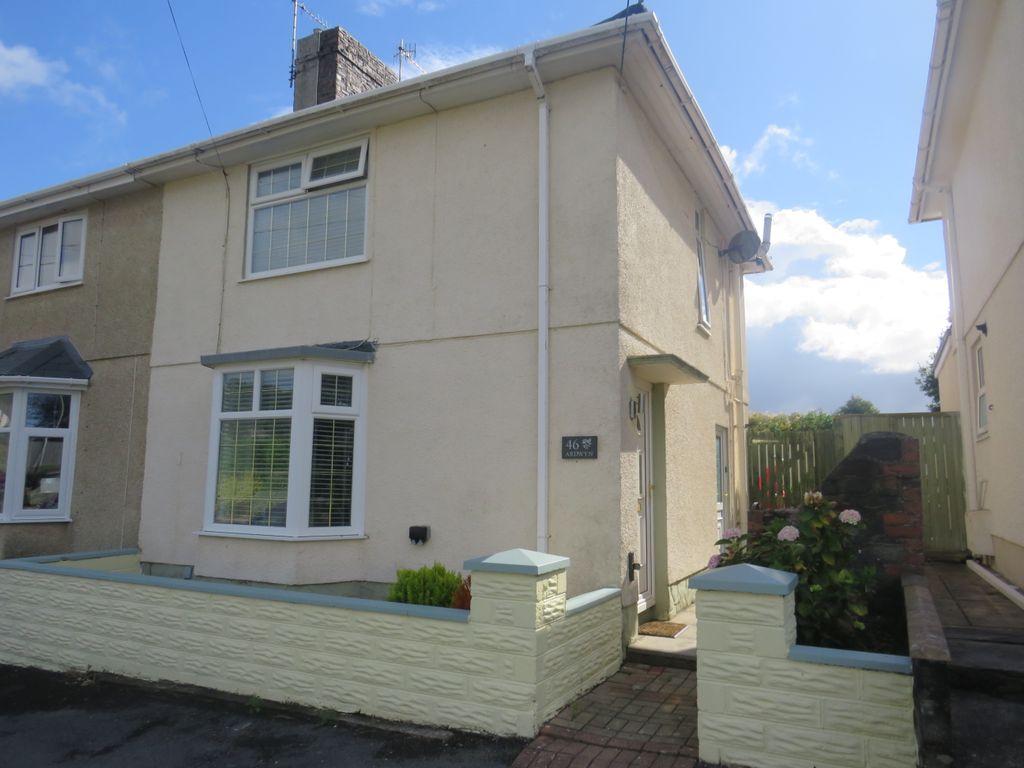 Property photo 2 of 24