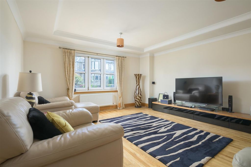 Property photo 3 of 45 57Cglasgowrd-0021.Jpg
