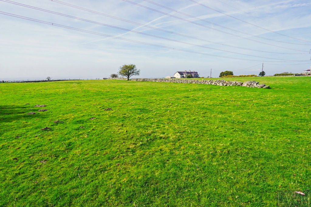 Additional image 4 of 4 bed farm for saleCae Sion Farm, Carmel - 5.3 Ac LL54