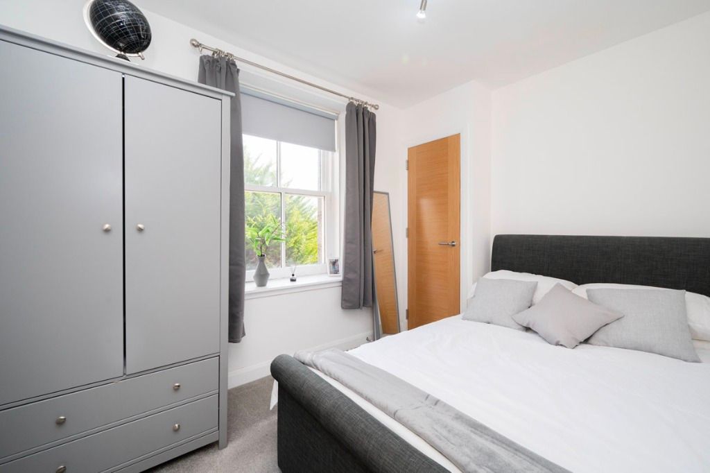 Property photo 3 of 8 Photo 3