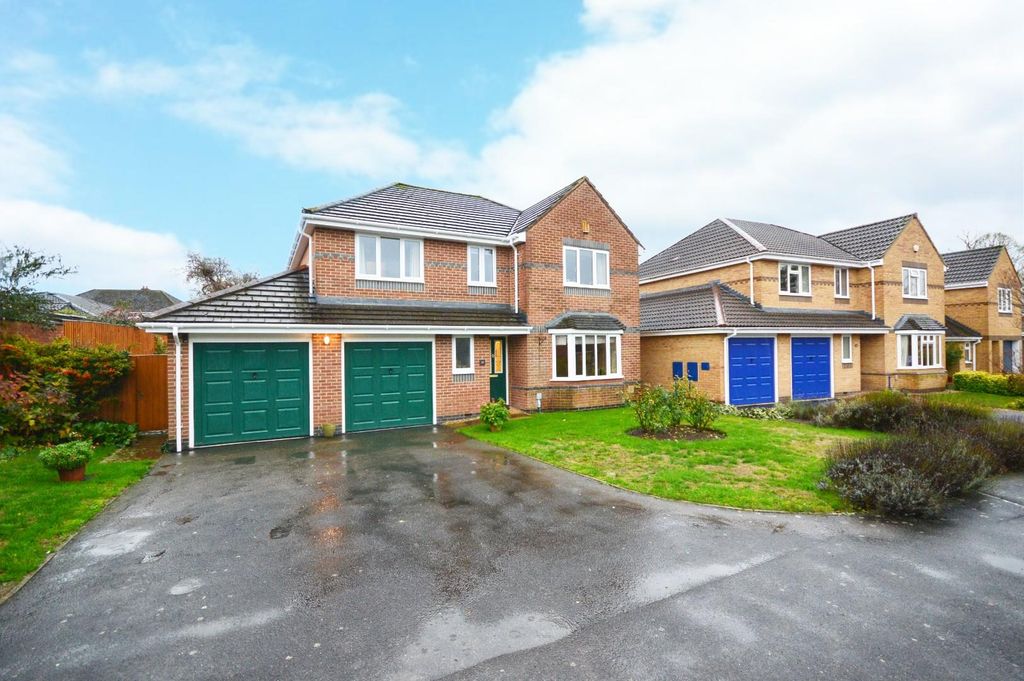 Property photo 1 of 30 Outside