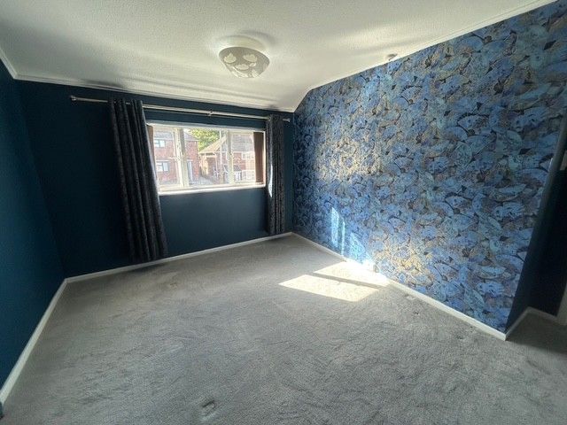 Property photo 3 of 9 Bedroom 1
