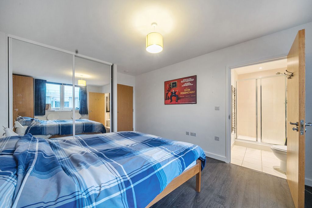 Property photo 3 of 22 1416531-18-699c9A...